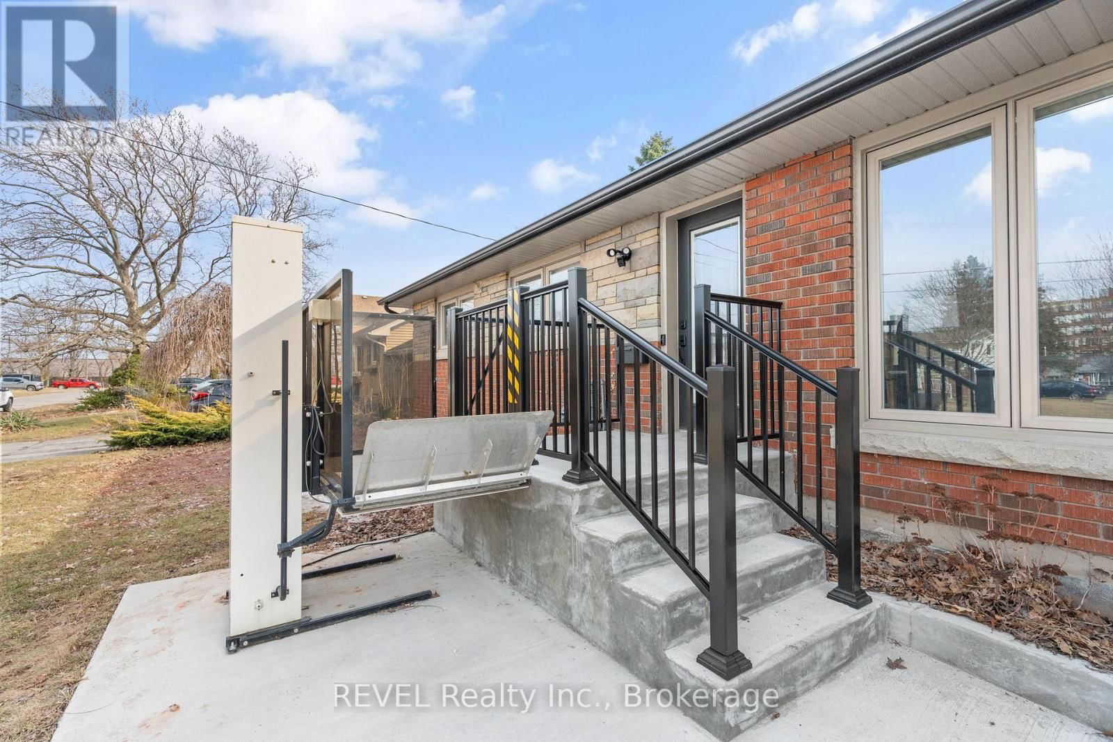 28 DALE AVENUE Image 5