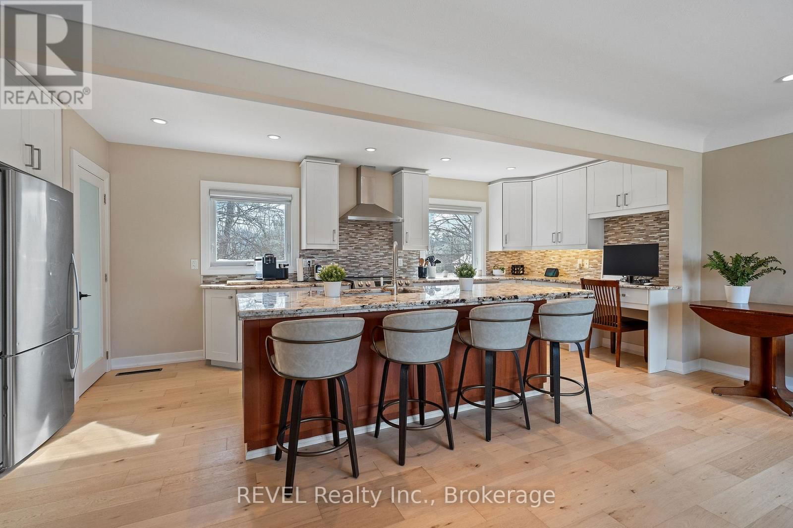 28 DALE AVENUE Image 7