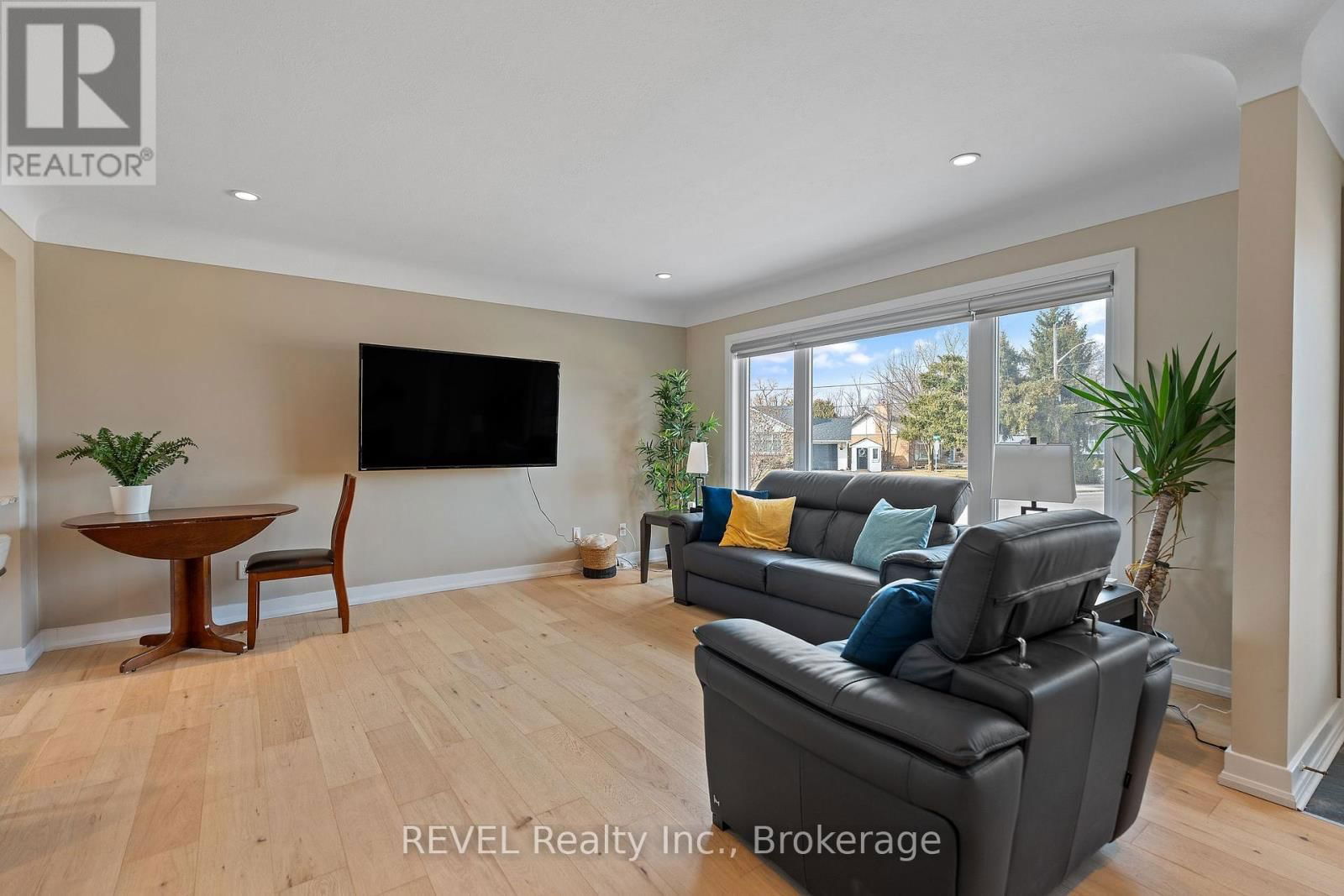 28 DALE AVENUE Image 8