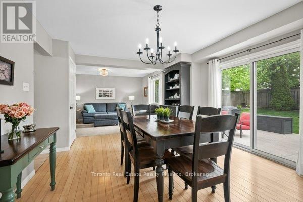 47 DUNROBIN DRIVE Image 16