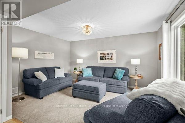 47 DUNROBIN DRIVE Image 17