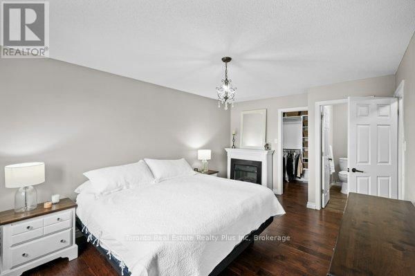 47 DUNROBIN DRIVE Image 26