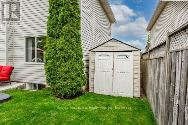 47 DUNROBIN DRIVE Image 48