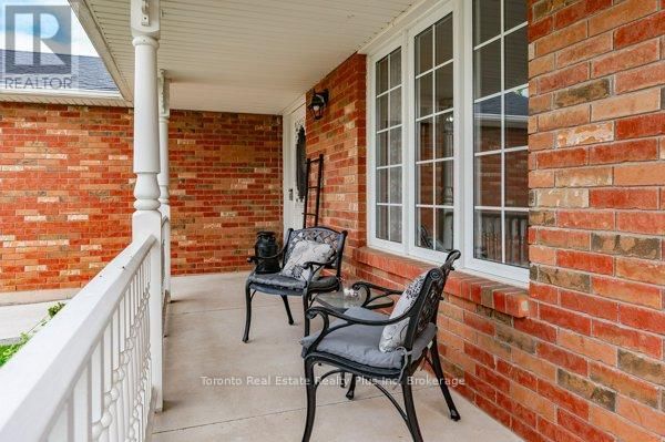47 DUNROBIN DRIVE Image 5