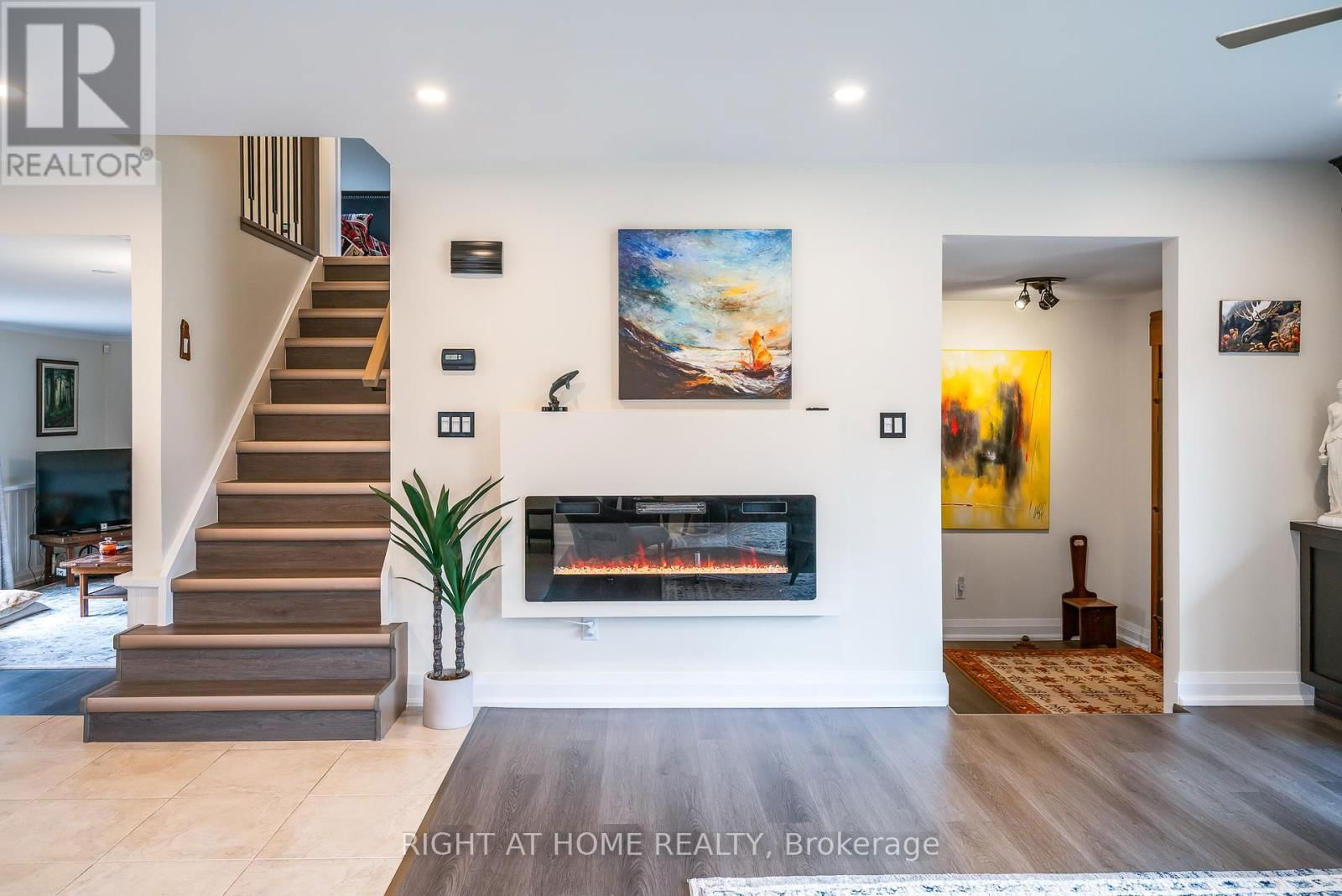 5 LOWER CANADA DRIVE Image 15