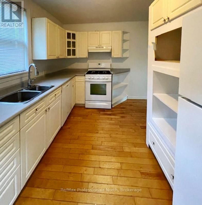 145 FRONT STREET Image 20