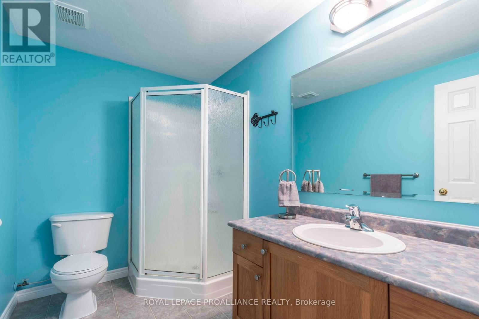 35 BELVEDERE ROAD Image 11