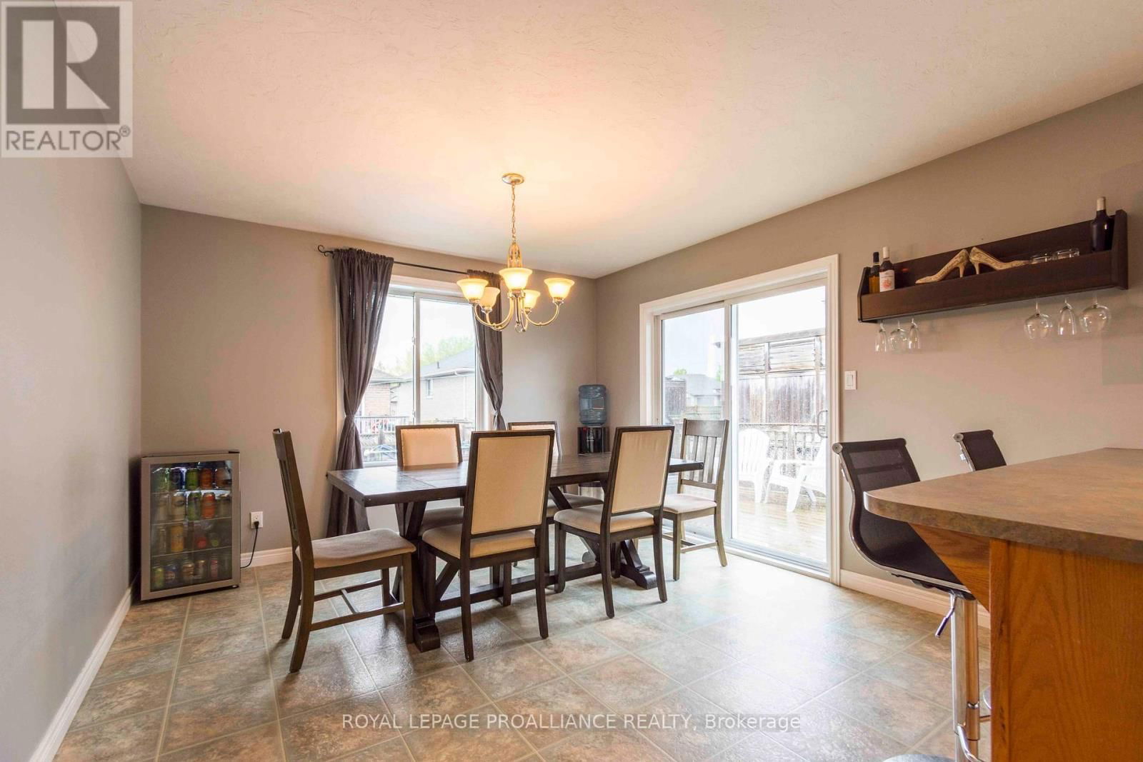 35 BELVEDERE ROAD Image 22