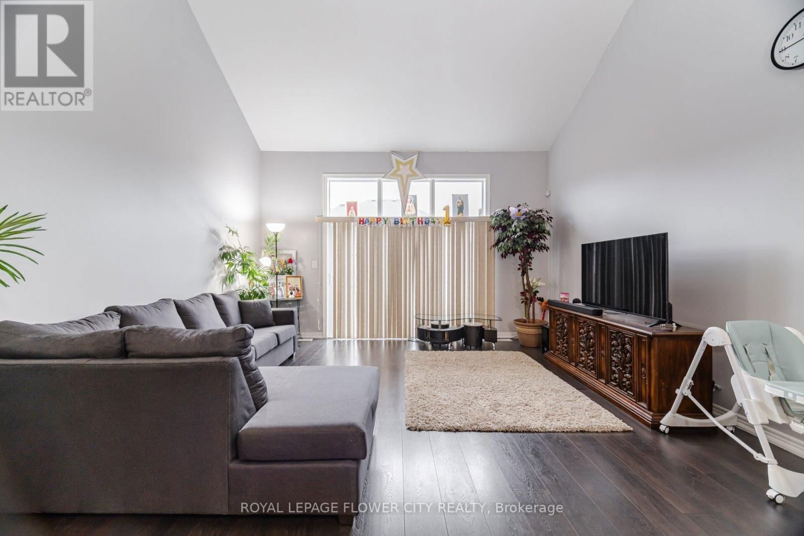 4435 SHUTTLEWORTH DRIVE Image 15