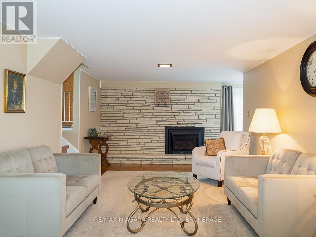 49 DONNA MARIE DRIVE Image 10