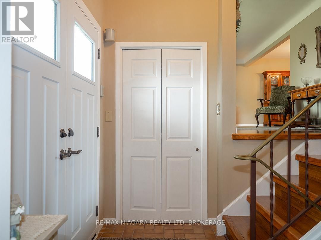 49 DONNA MARIE DRIVE Image 3