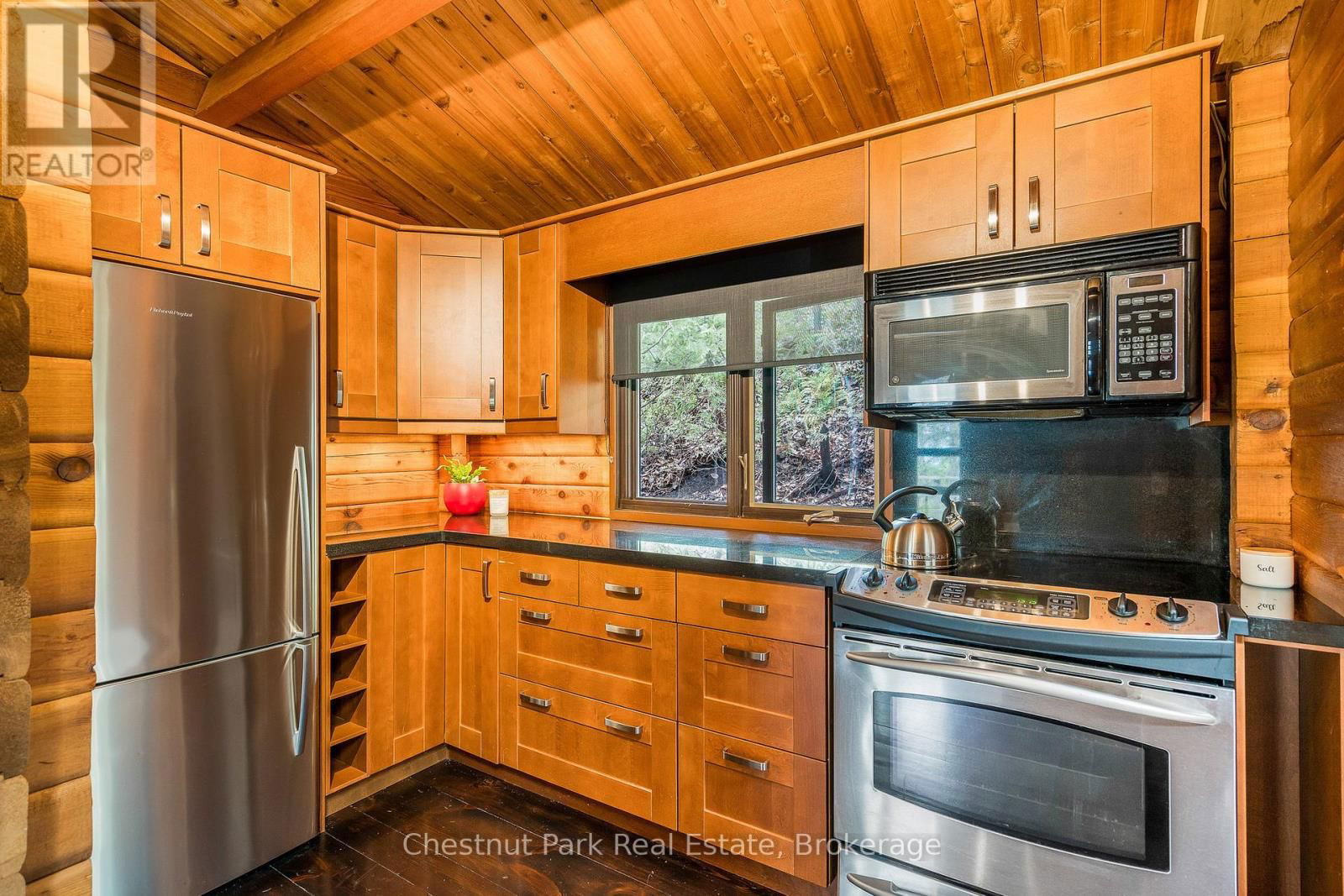 146 CHAMONIX CRESCENT Image 20
