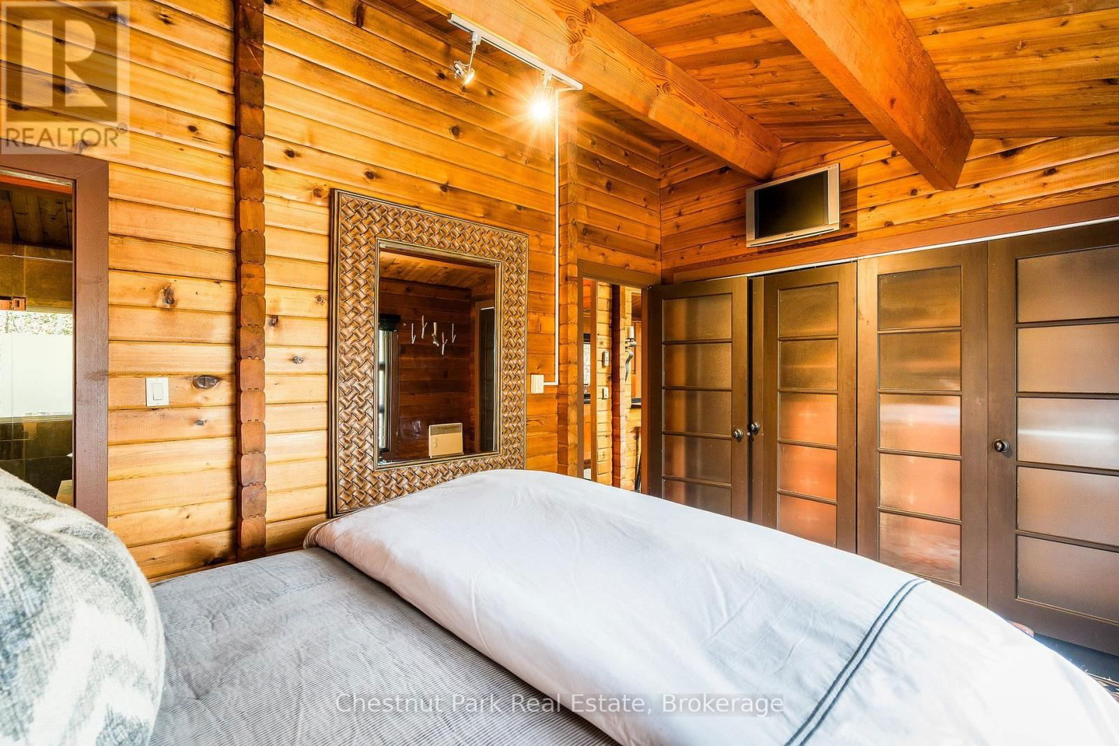 146 CHAMONIX CRESCENT Image 26