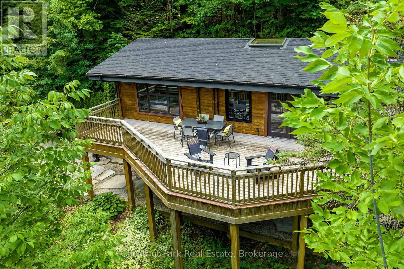 146 CHAMONIX CRESCENT Image 3