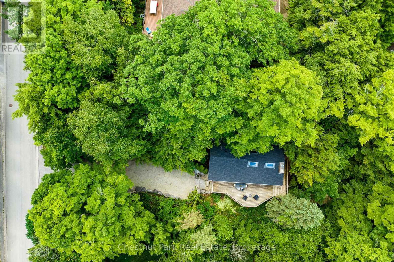 146 CHAMONIX CRESCENT Image 38