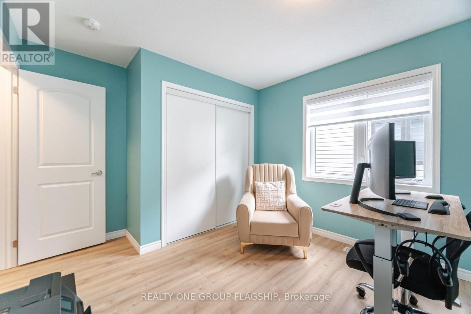 15 LISE LANE Image 22