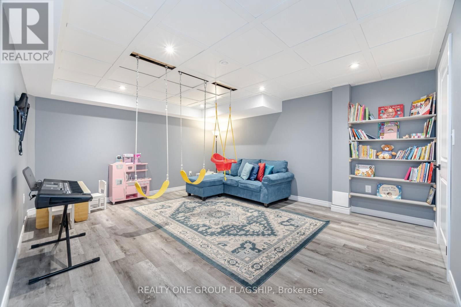 15 LISE LANE Image 26