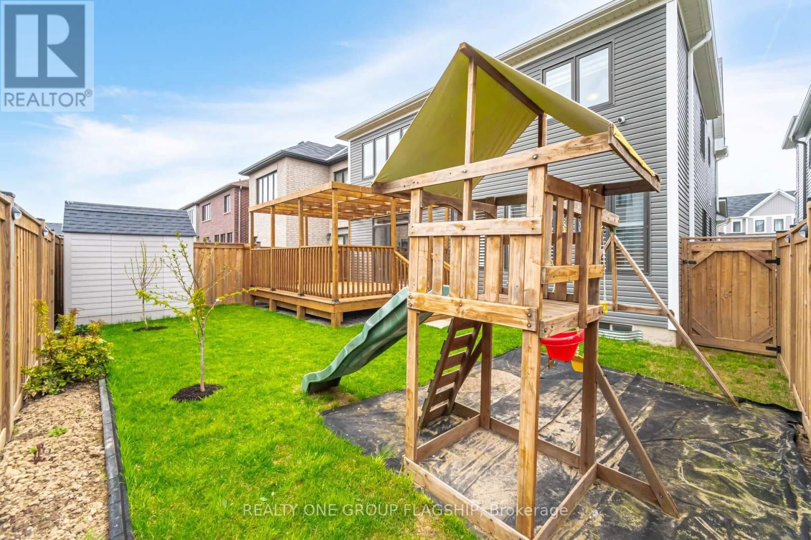 15 LISE LANE Image 32