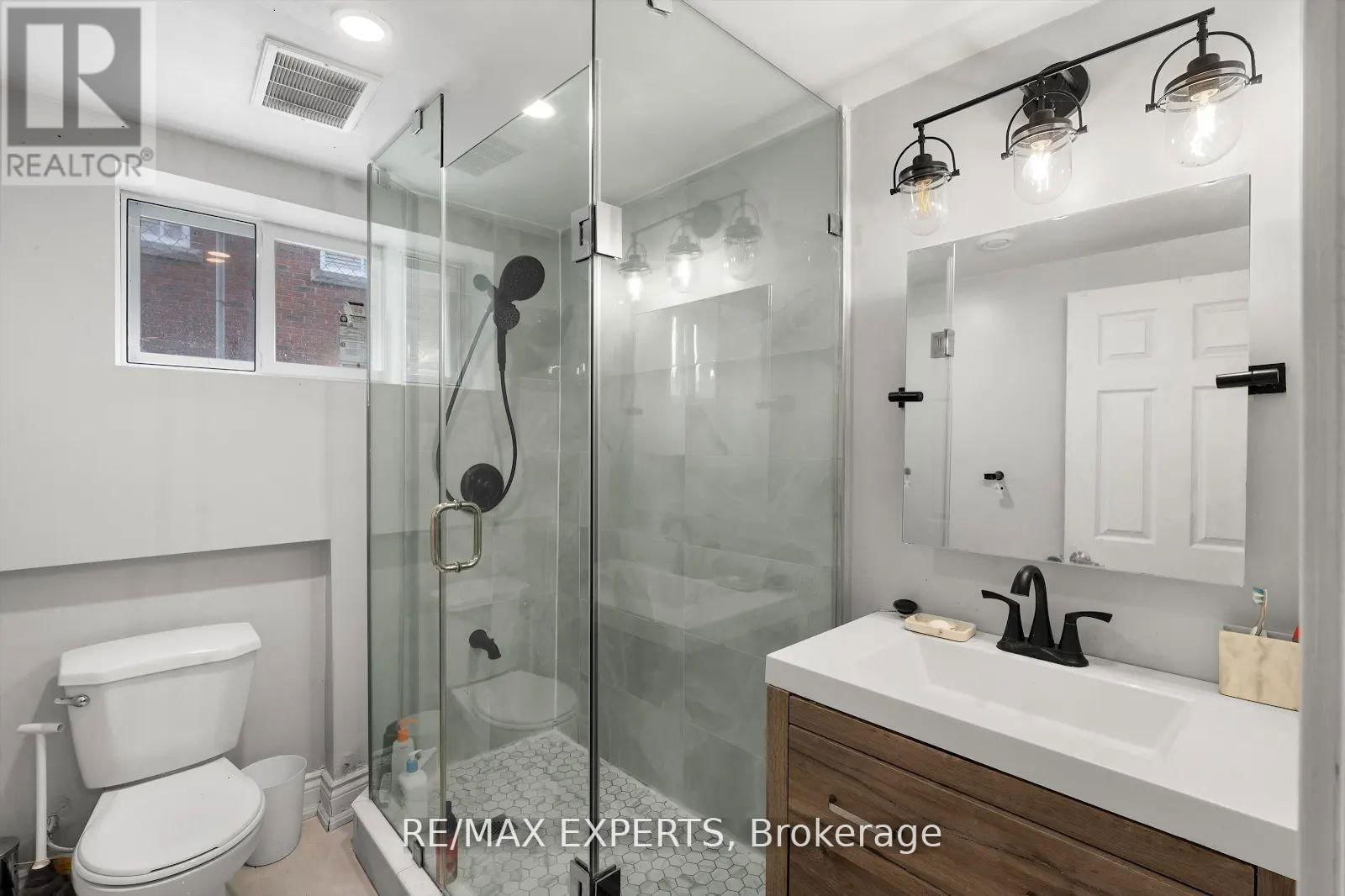 5451 ONTARIO AVENUE Image 32
