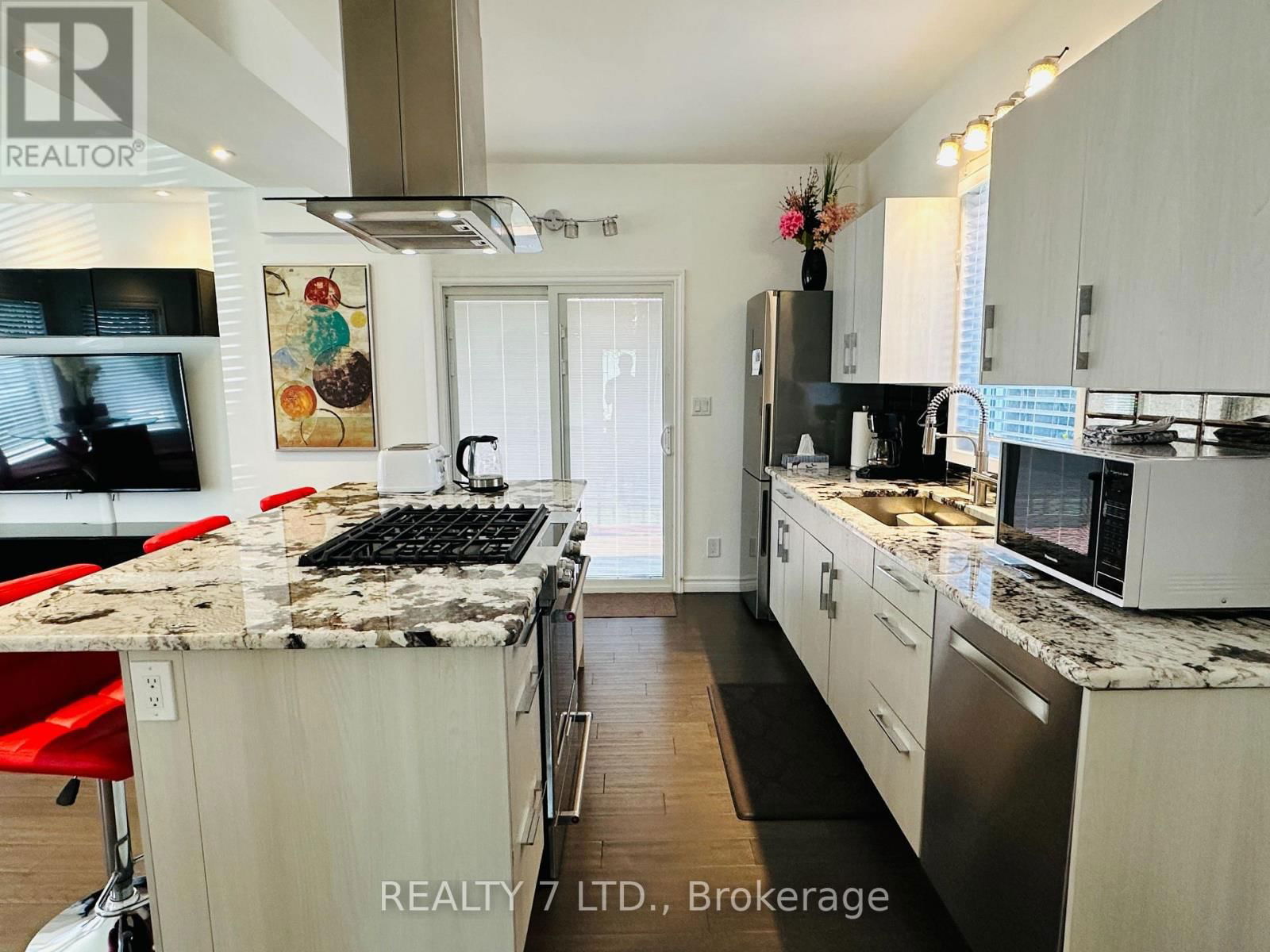 5233 PALMER AVENUE Image 12