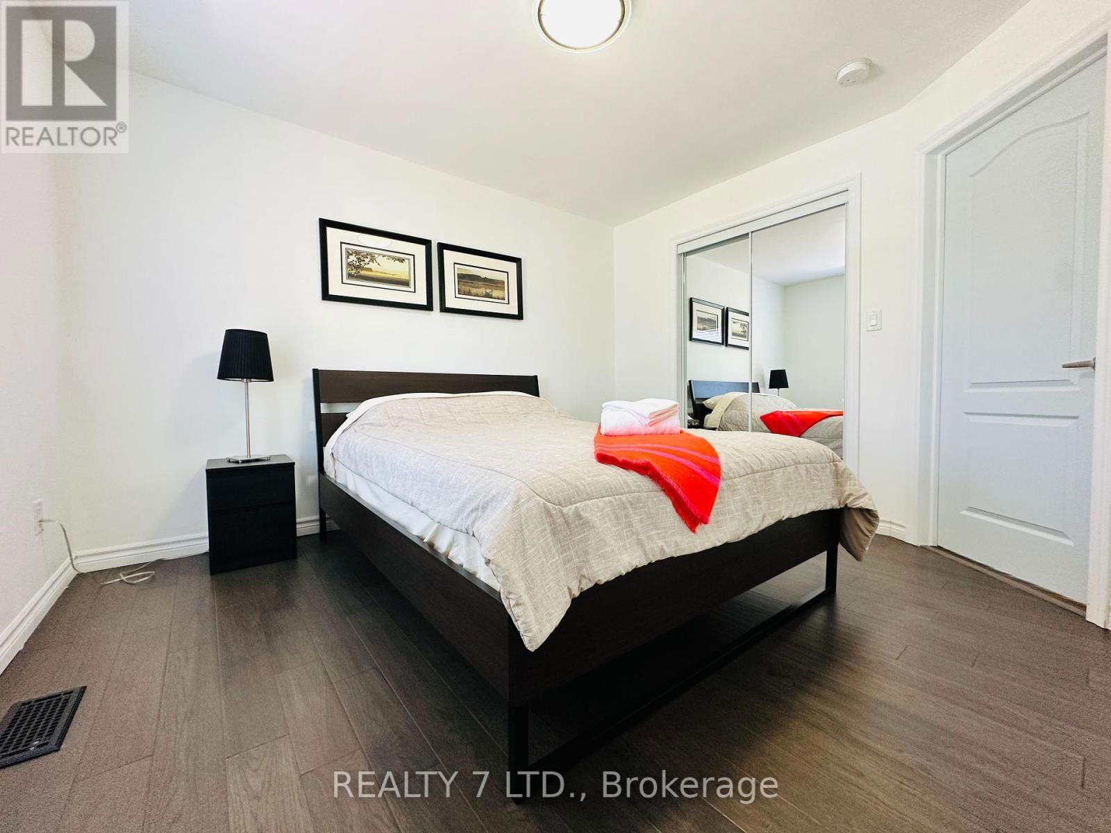 5233 PALMER AVENUE Image 14