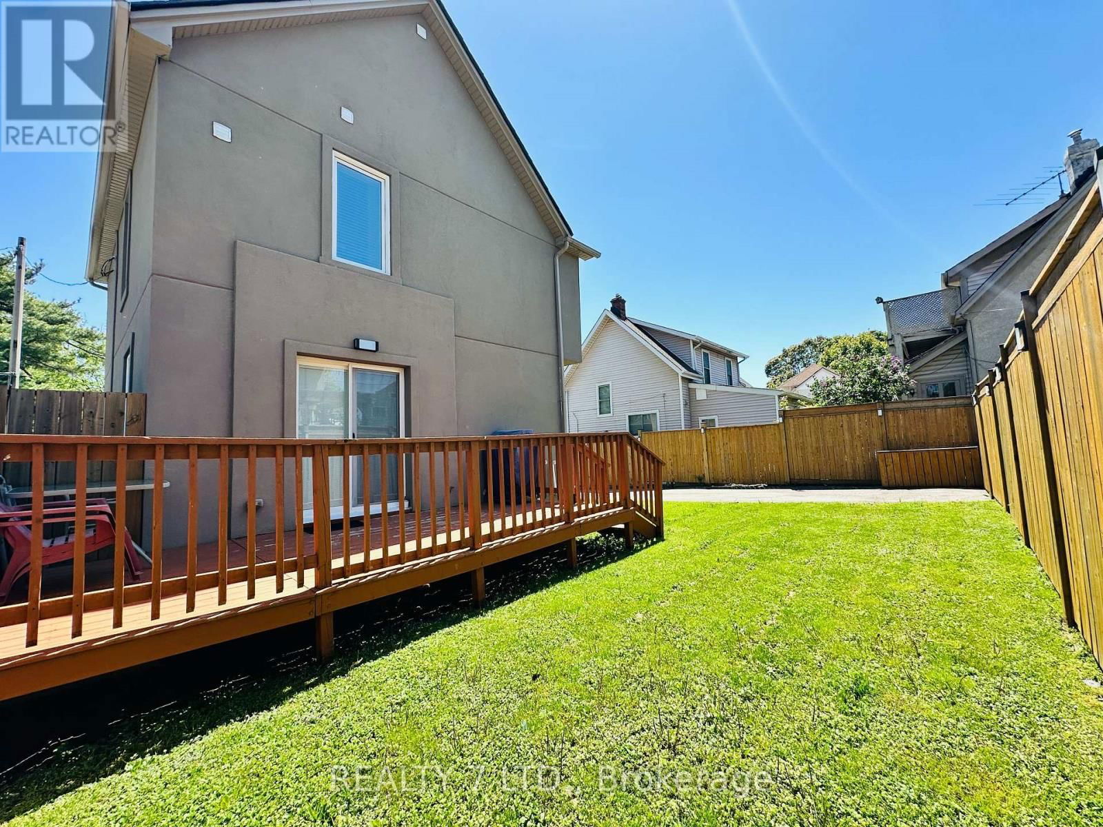 5233 PALMER AVENUE Image 24