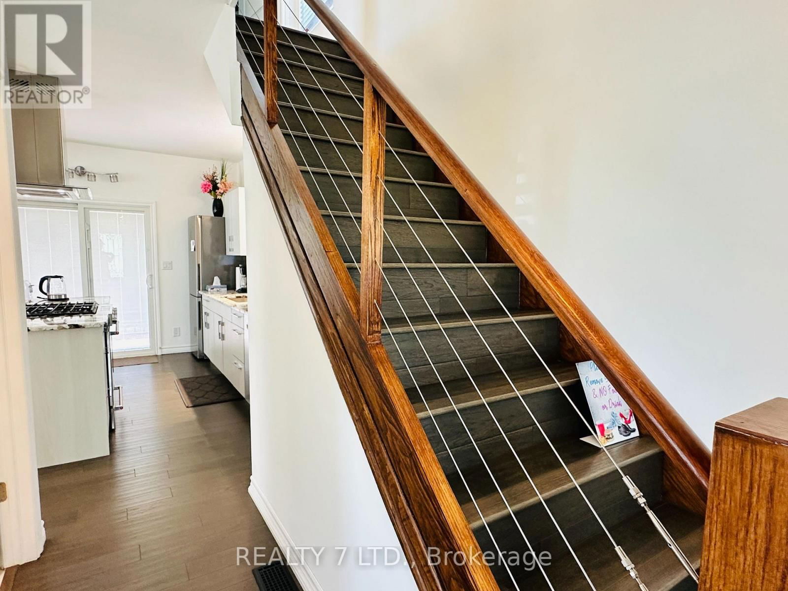 5233 PALMER AVENUE Image 5