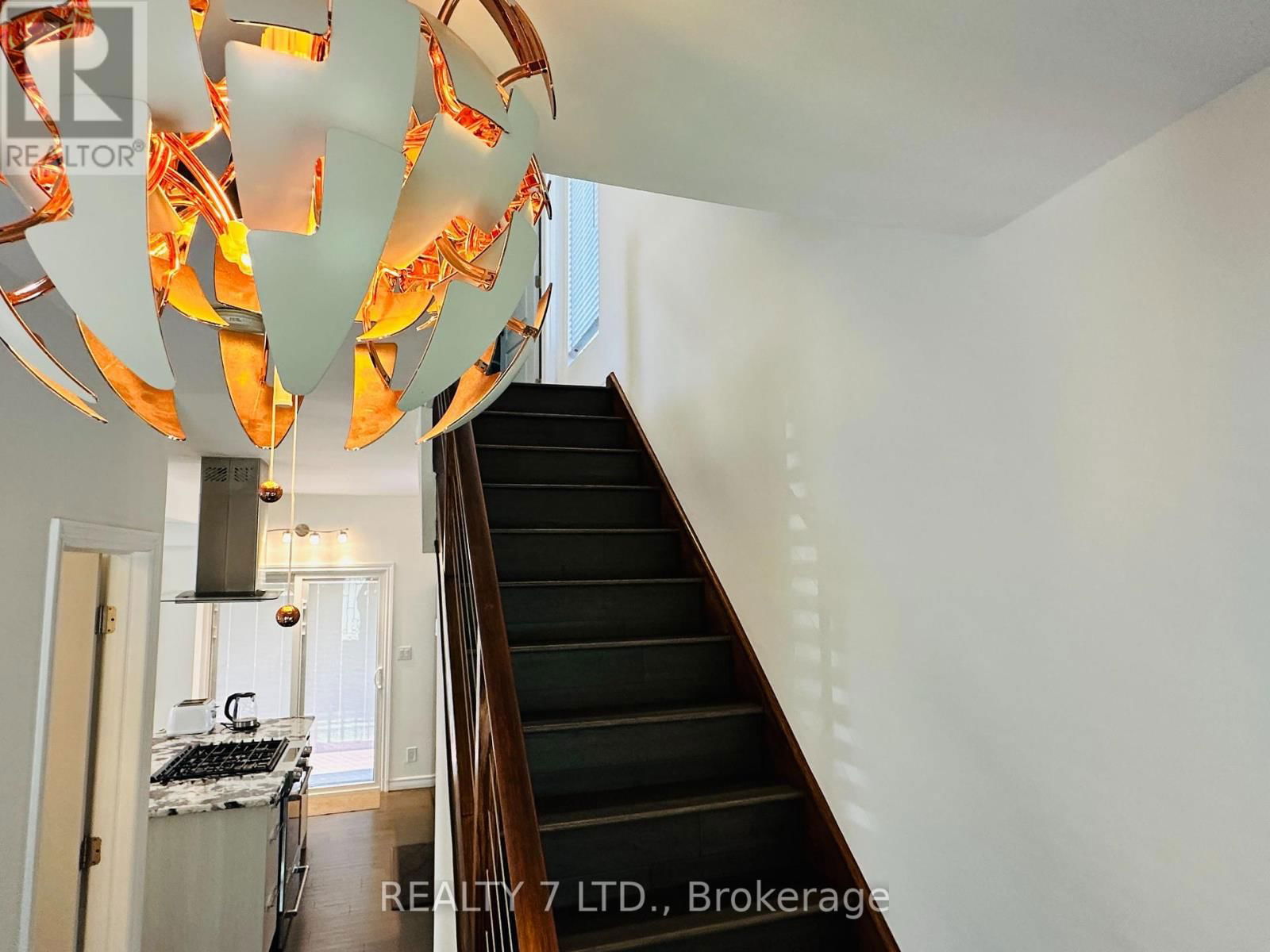 5233 PALMER AVENUE Image 6