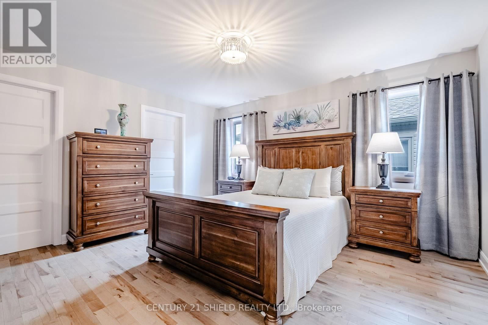256 GILLIS AVENUE Image 34