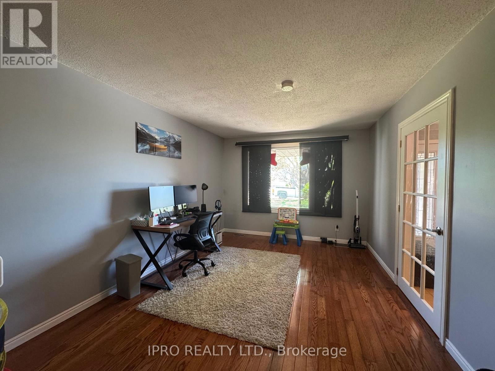 1525 SOUTH PACIFIC AVENUE Image 37