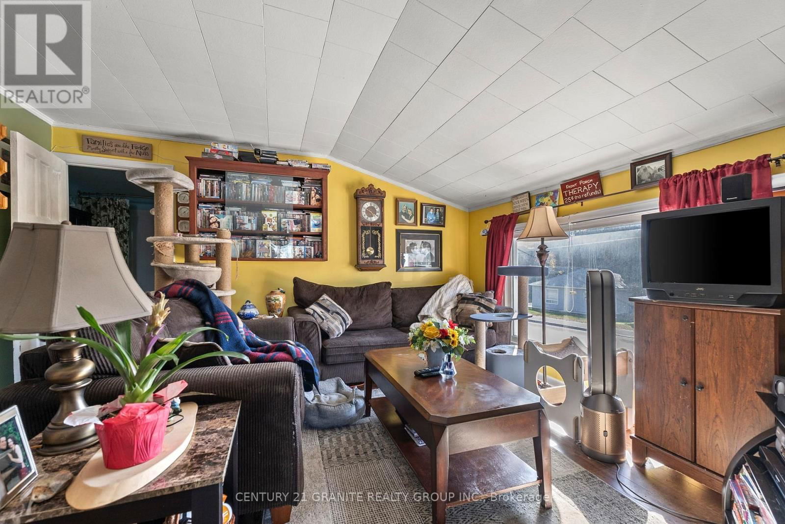 183 HASTINGS STREET NORTH Image 17
