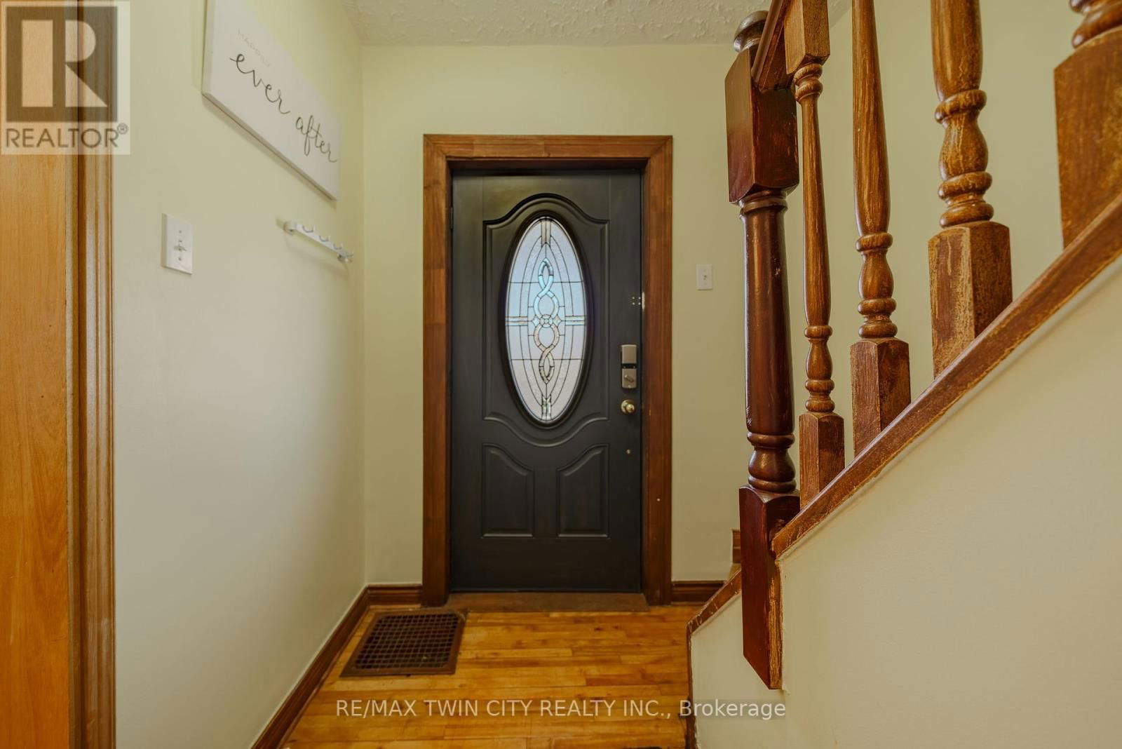 5684 SPRING STREET Image 3