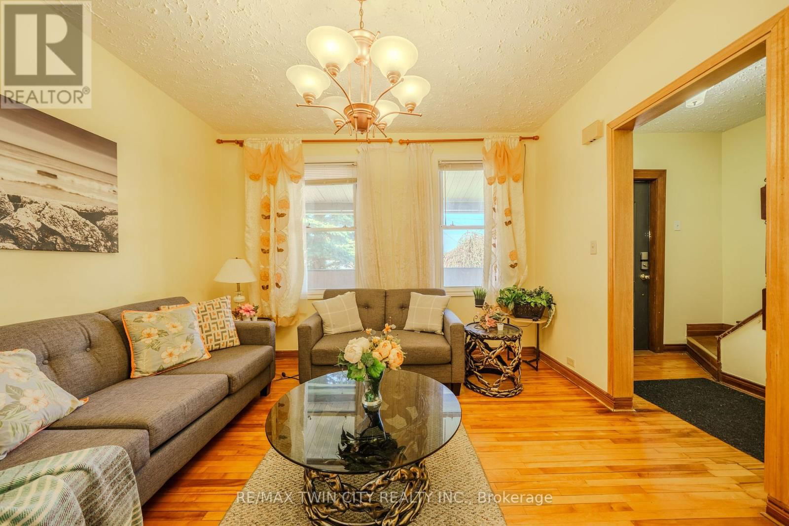5684 SPRING STREET Image 4