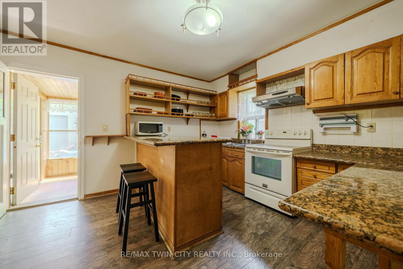 5684 SPRING STREET Image 6