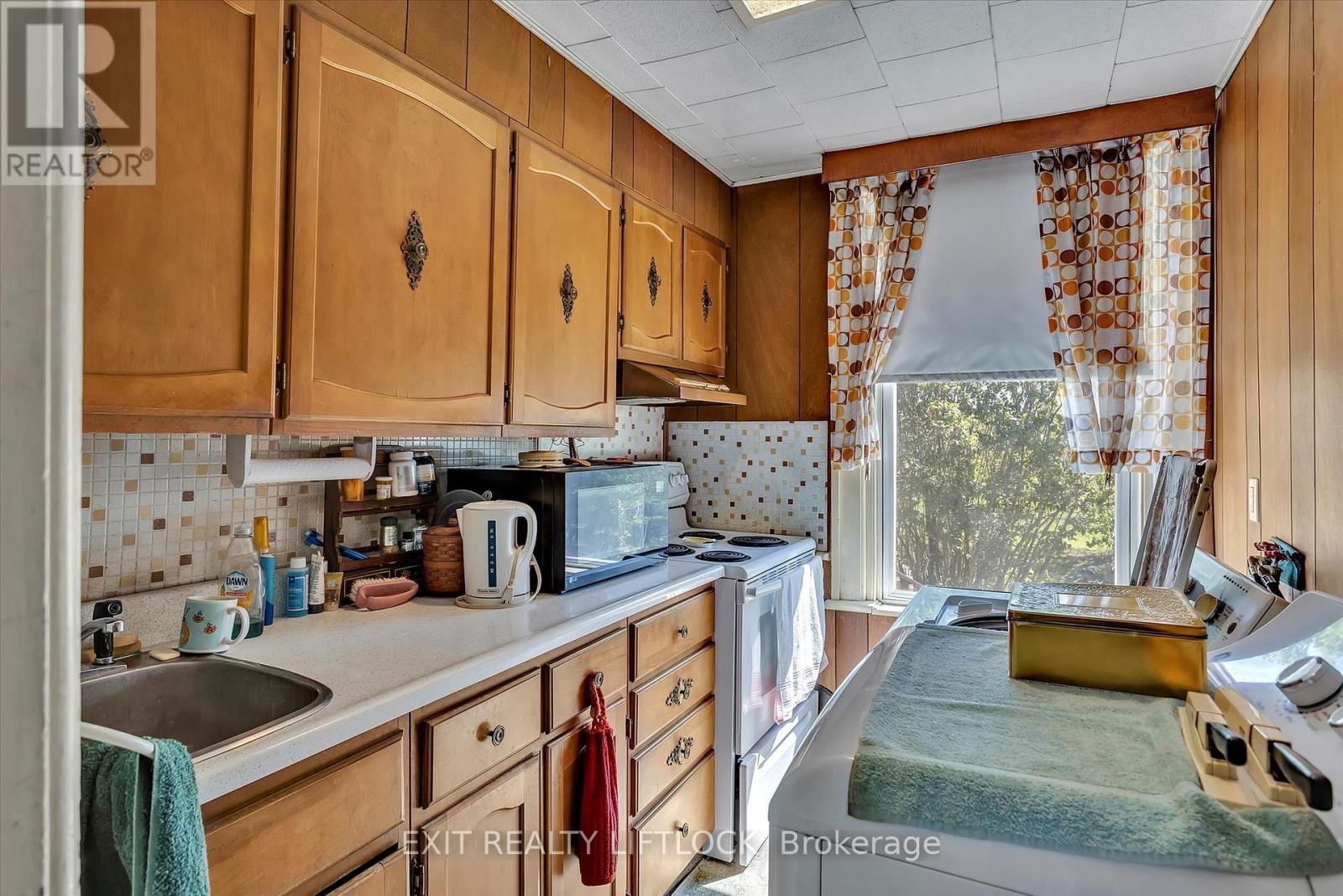 404 MORTON LINE Image 13