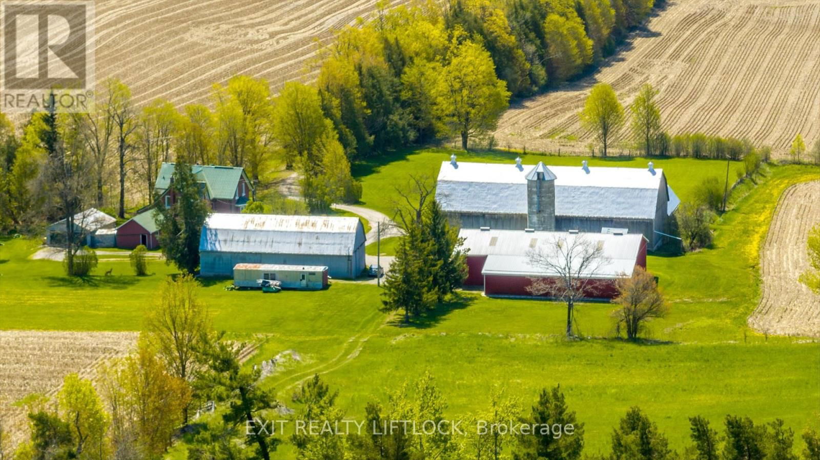 404 MORTON LINE Image 26