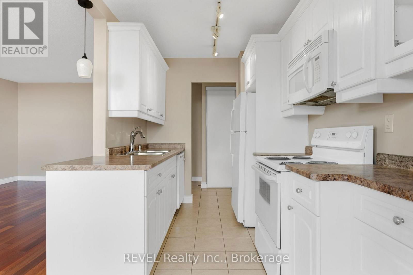 502 - 6390 HUGGINS STREET Image 12