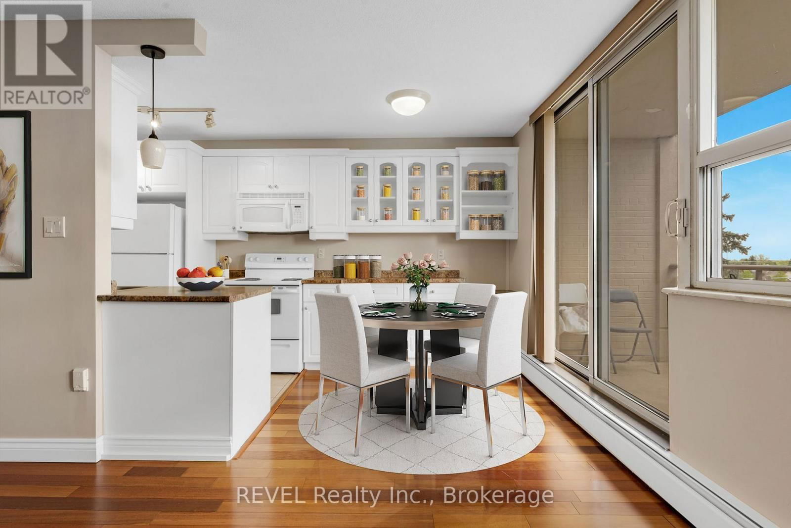 502 - 6390 HUGGINS STREET Image 14