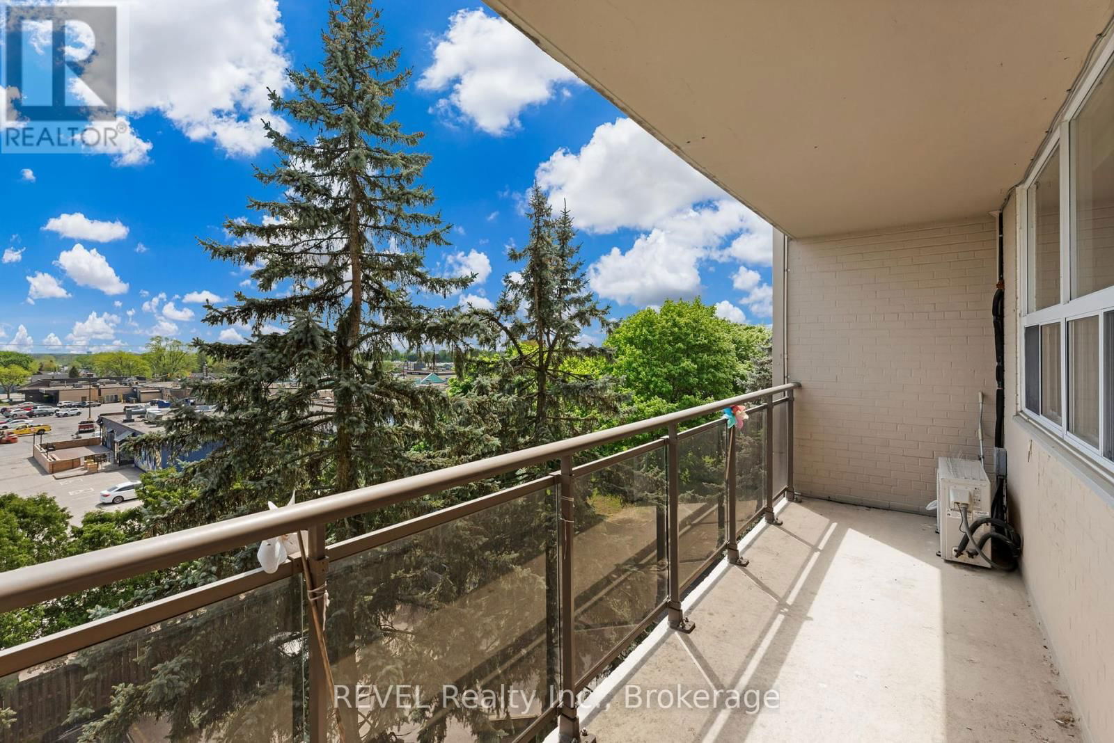 502 - 6390 HUGGINS STREET Image 16