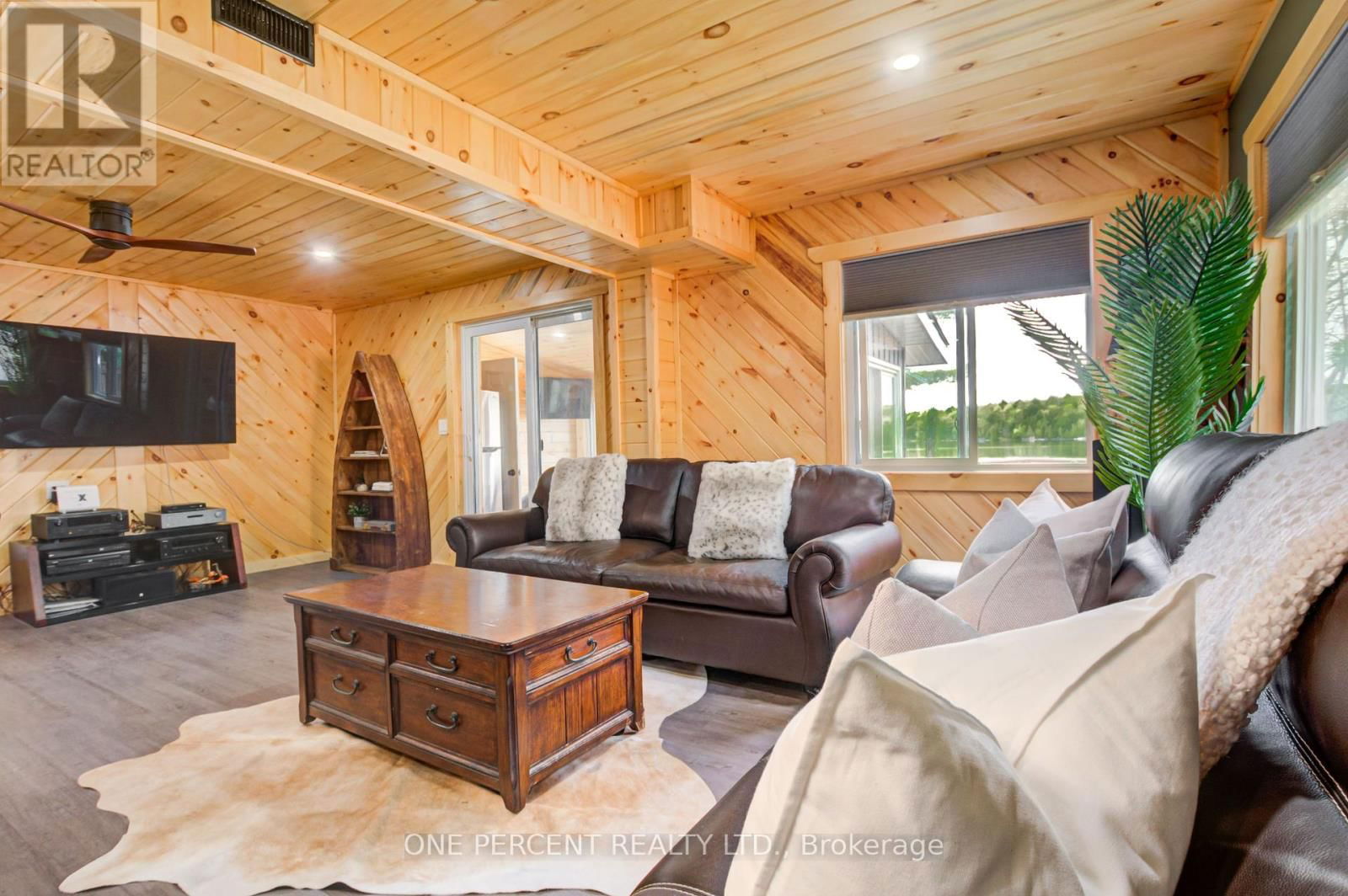 1105 LAKESHORE ROAD Image 14