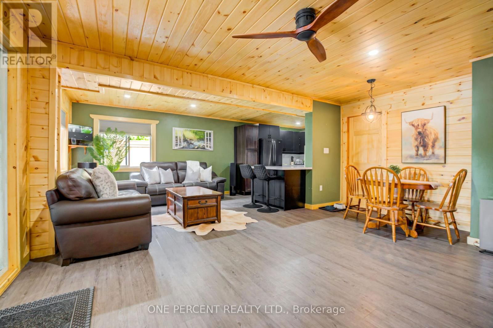 1105 LAKESHORE ROAD Image 15