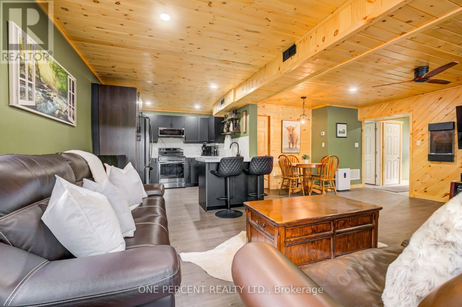 1105 LAKESHORE ROAD Image 17