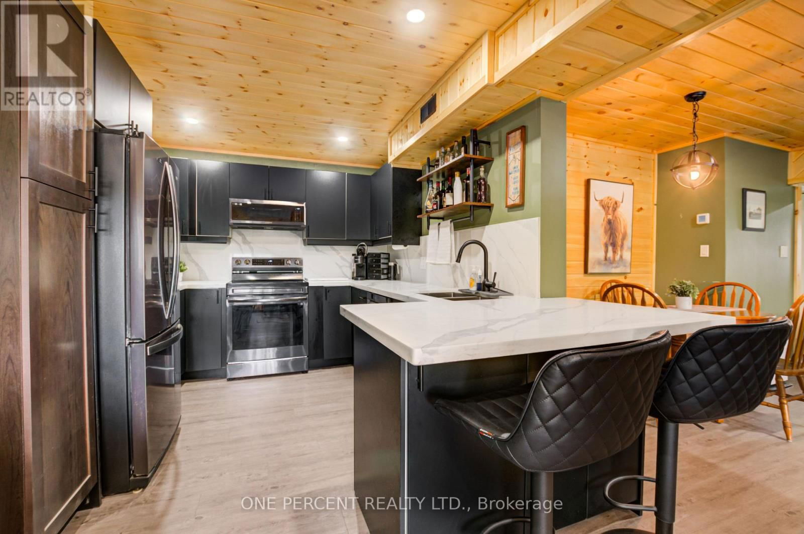 1105 LAKESHORE ROAD Image 18