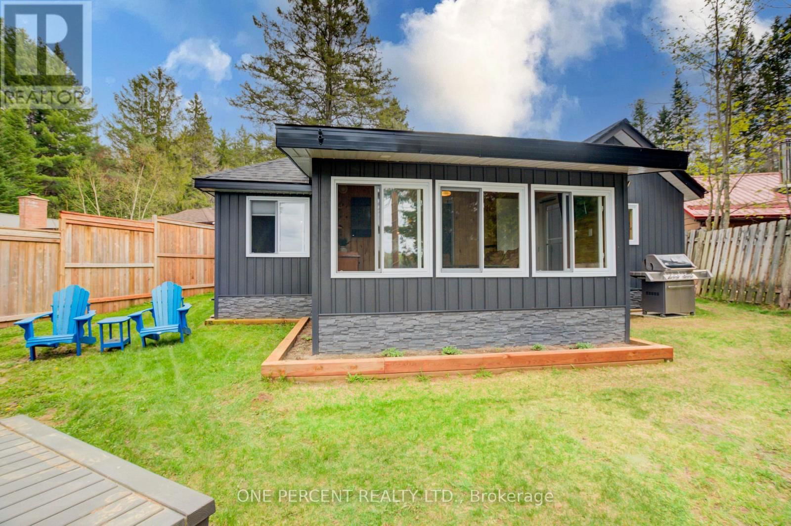 1105 LAKESHORE ROAD Image 2