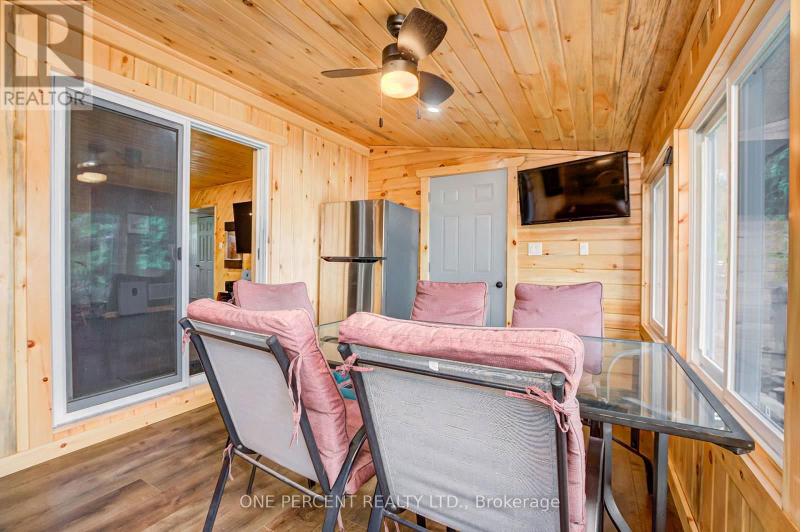1105 LAKESHORE ROAD Image 25