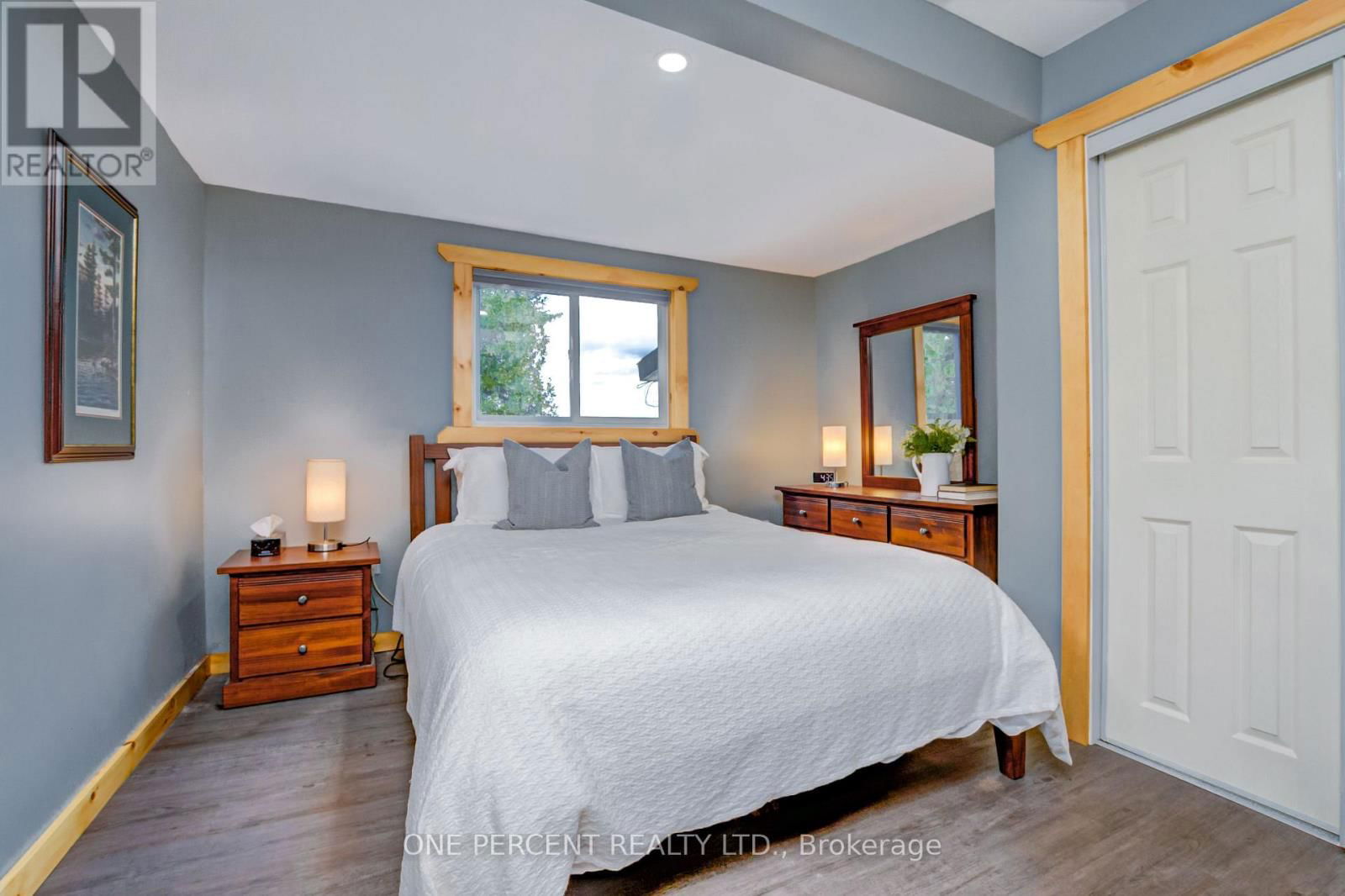 1105 LAKESHORE ROAD Image 27
