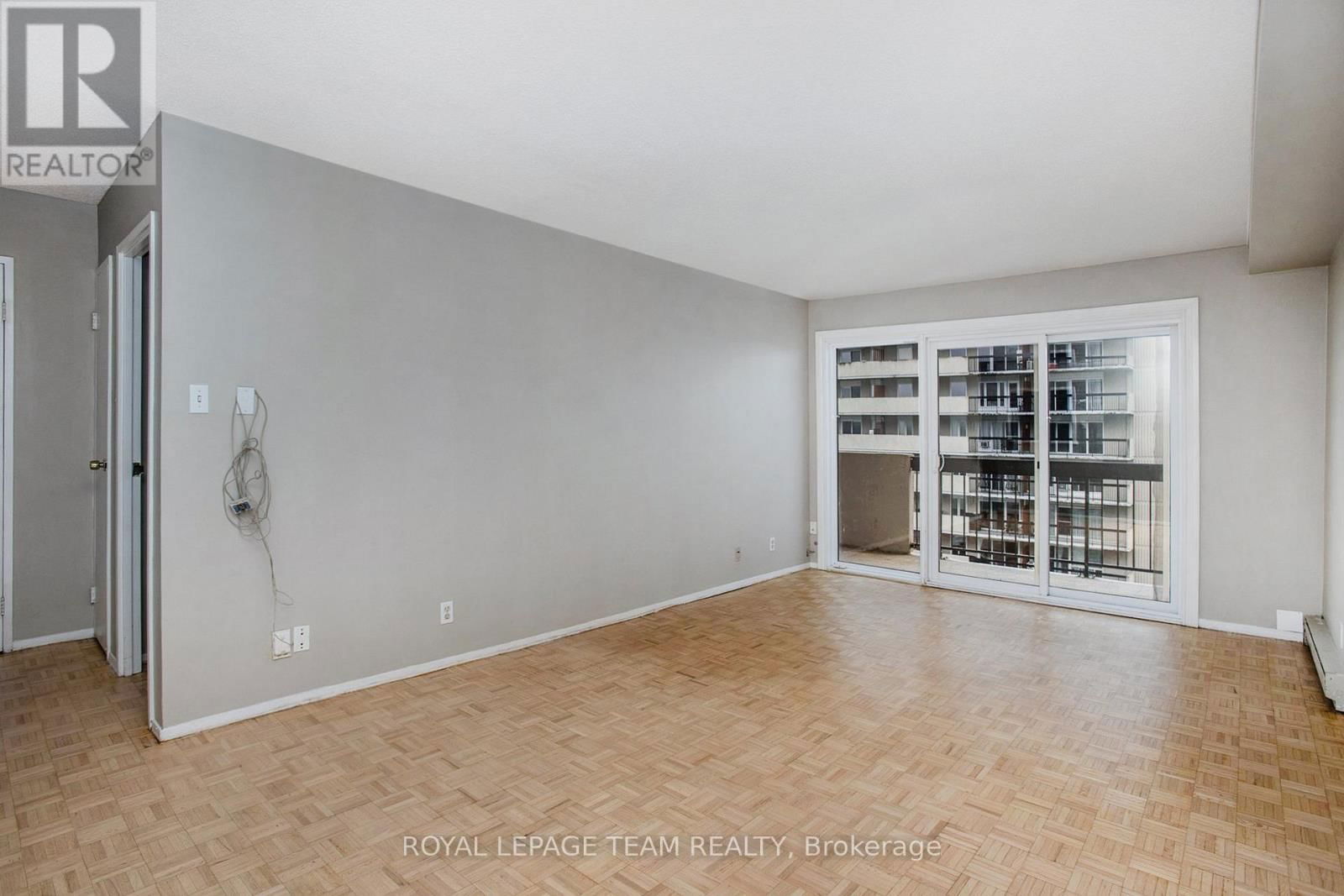 1606 - 158A MCARTHUR AVENUE Image 6