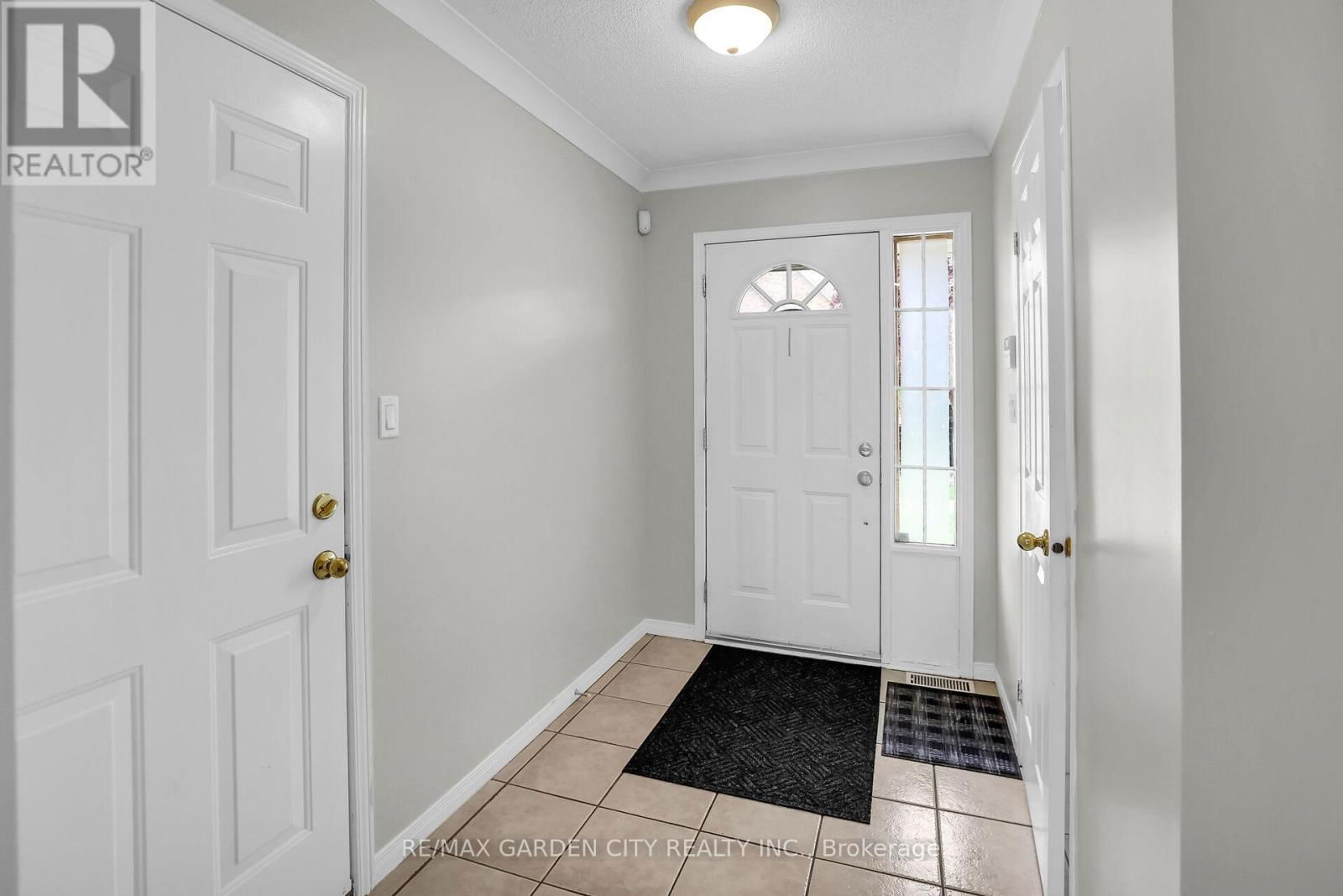 48 MAGNOLIA CRESCENT Image 11