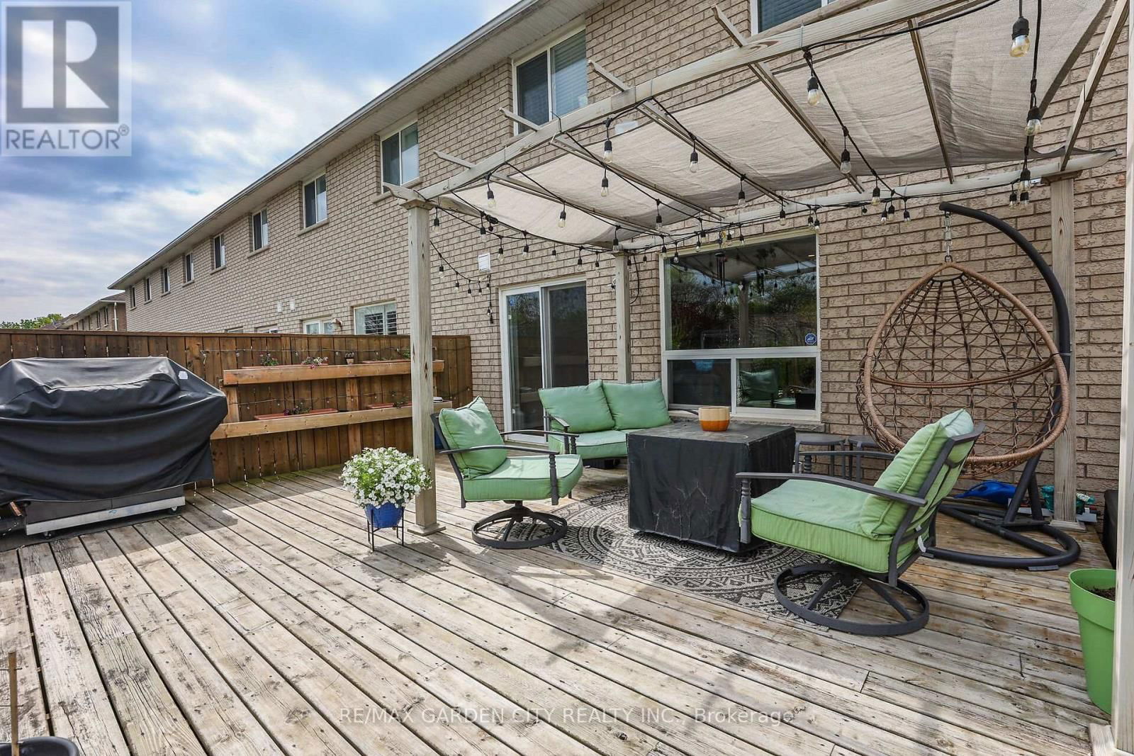 48 MAGNOLIA CRESCENT Image 23
