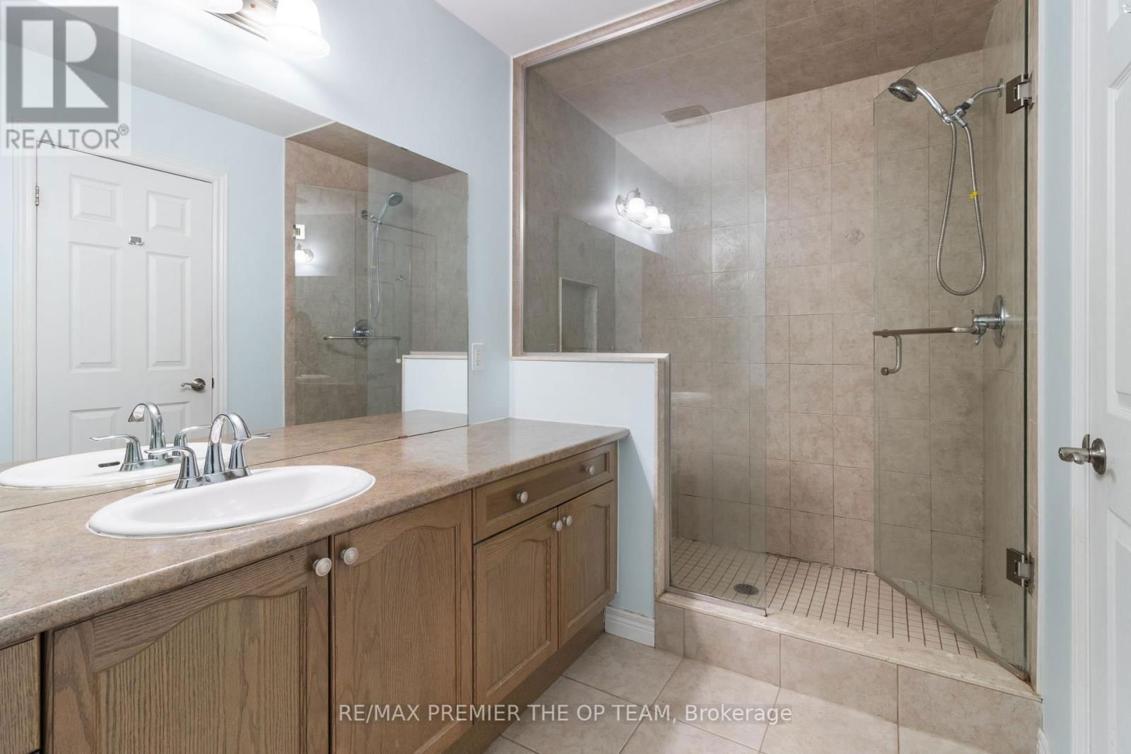 147 PELECH CRESCENT NORTH Image 39